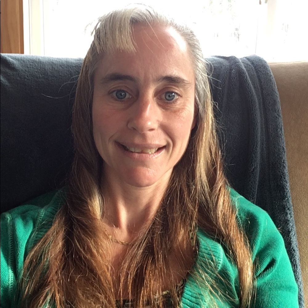 Meet your Posher, Carrie